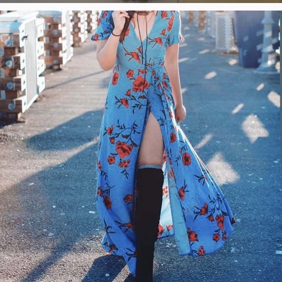 *Forever 21 blue and red flowered maxi - Picture 8 of 8